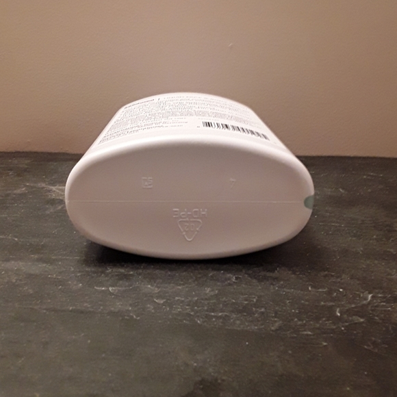 Sebamed Sensitive Skin LIQUID Face & Body Wash 1L - Picture 3 of 5